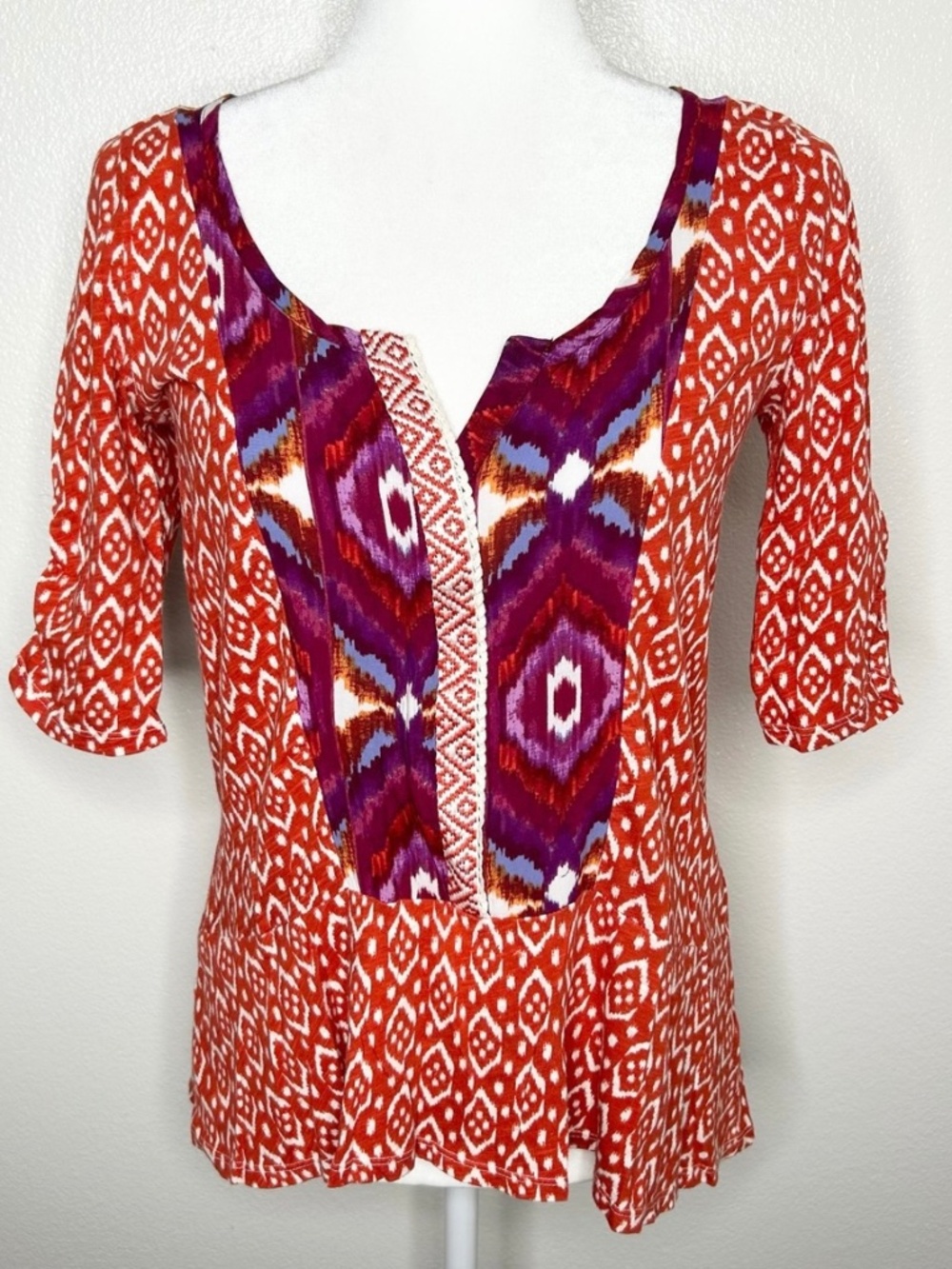 Akemi + Kin Anthropologie Womens Orange Patterned Mixed Media Split Neck Top XS
